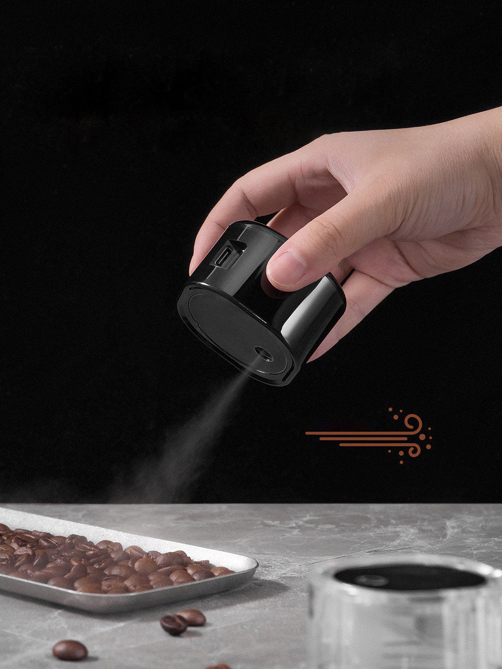 Electric coffee bean sprayer